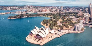 Após quase dois anos, Austrália reabre fronteiras aos turistas vacinados