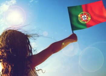 Netos brasileiros não precisam mais comprovar vínculos efetivos para obter a cidadania portuguesa