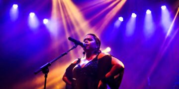 “Férias em Fortaleza” deste fim de semana terá DJ Priscila Delgado e Marília Lima na Beira-Mar