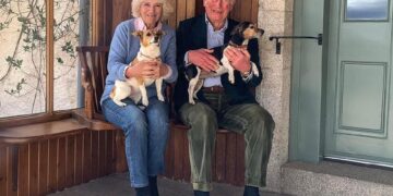 Conheça os pets do rei Charles III e sua história