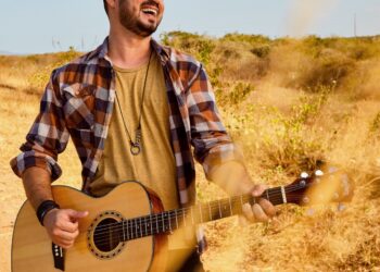 MPB, rock e reggae embalam o Projeto Pôr do Sol Fortaleza deste domingo