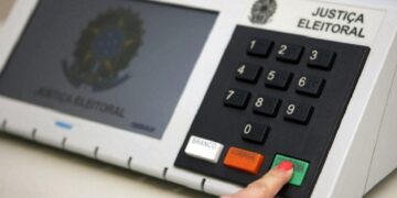 O que você pode e não pode fazer na hora de votar? A VemTambém te explica