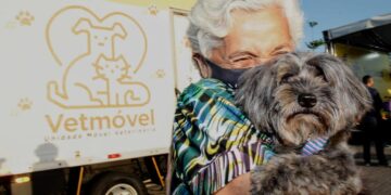 Fortaleza mais que dobra número de VetMóveis e ganha clínica veterinária pública em cinco anos