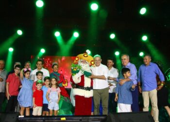 Praça do Ferreira recebe 26ª edição do Ceará Natal de Luz