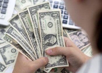 Receita Federal aumenta limite de moeda em espécie para entrar e sair do país