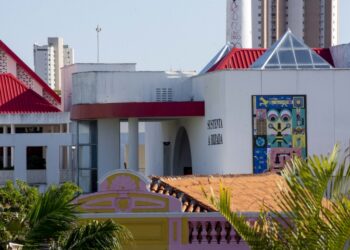 Dragão do Mar ganha mural interativo do artista francês Guillaumit