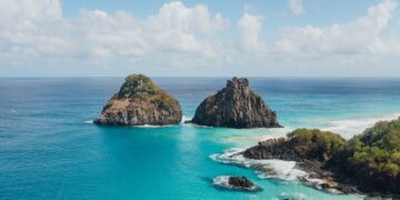 Fernando de Noronha altera taxa diária de turistas