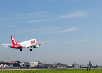 Carnaval contará com mais de 1,2 mil voos extras pelo país