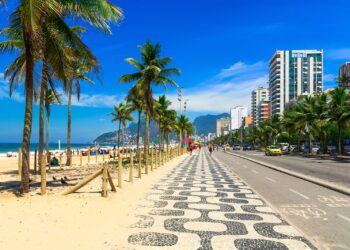 Duas praias brasileiras estão entre as melhores do mundo em 2023