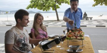 Atividades ligadas ao Turismo geraram um em cada dez empregos no país em fevereiro