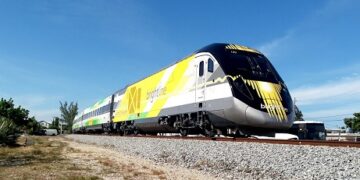 Trem de alta velocidade conectará Miami e Orlando