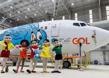“Coelhadas no Ar”: avião da Gol faz personalização temática da Turma da Mônica