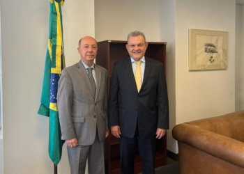 Prefeito discute promoção do turismo de Fortaleza no Consulado Geral do Brasil em Nova York