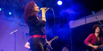 Projeto Pôr do Sol Fortaleza deste domingo recebe tributo aos Beatles