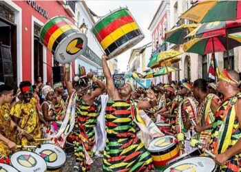 Olodum e Roberta Sá abrem o Pré-Carnaval de Fortaleza neste fim de semana